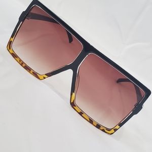 Black and Leapord Oversized Square Sunglasses